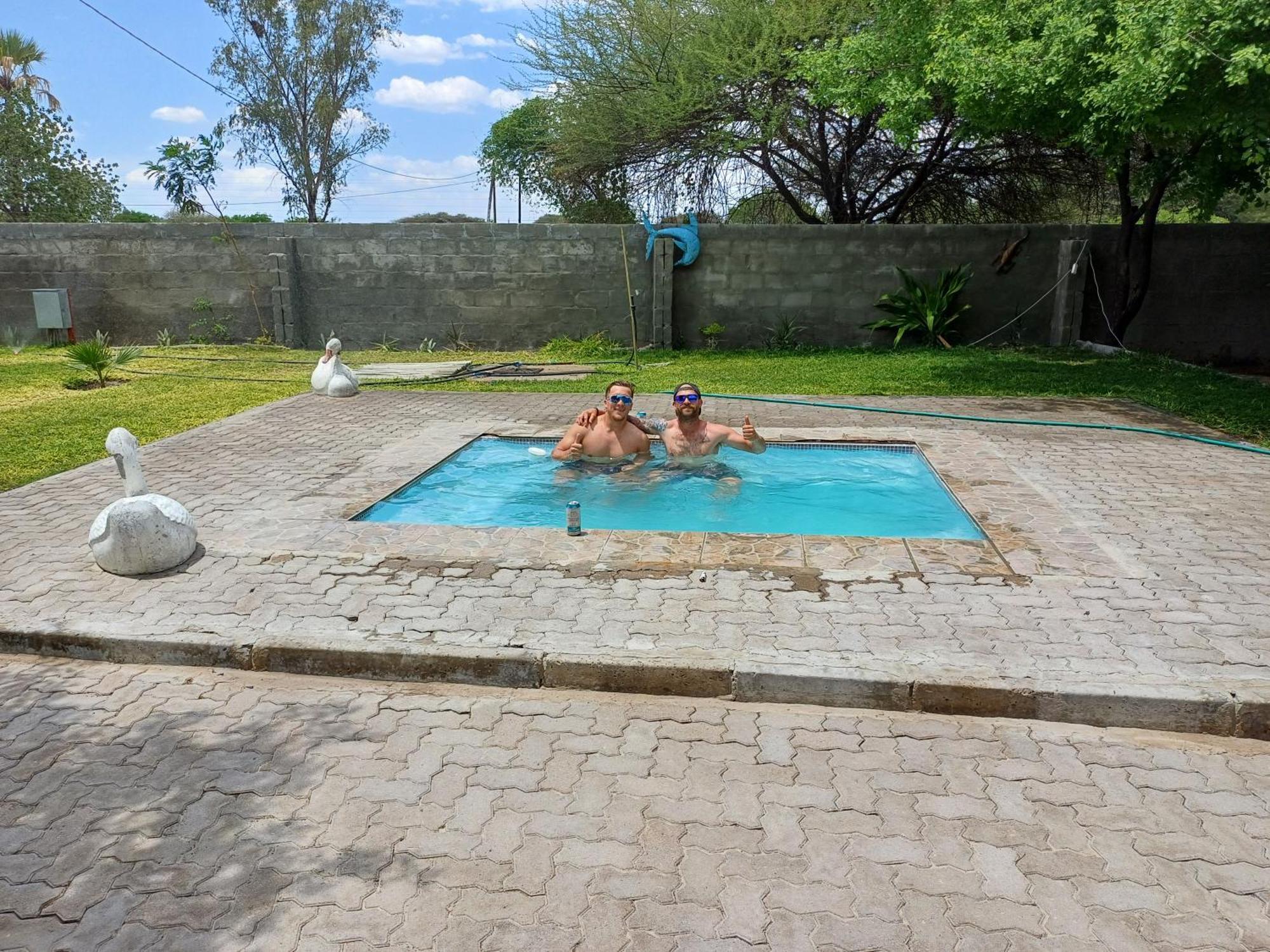 Golentle Home Stay Maun Exterior foto